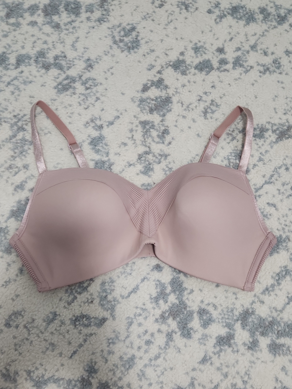 Soma Wireless Moulded Bra in Light Pink